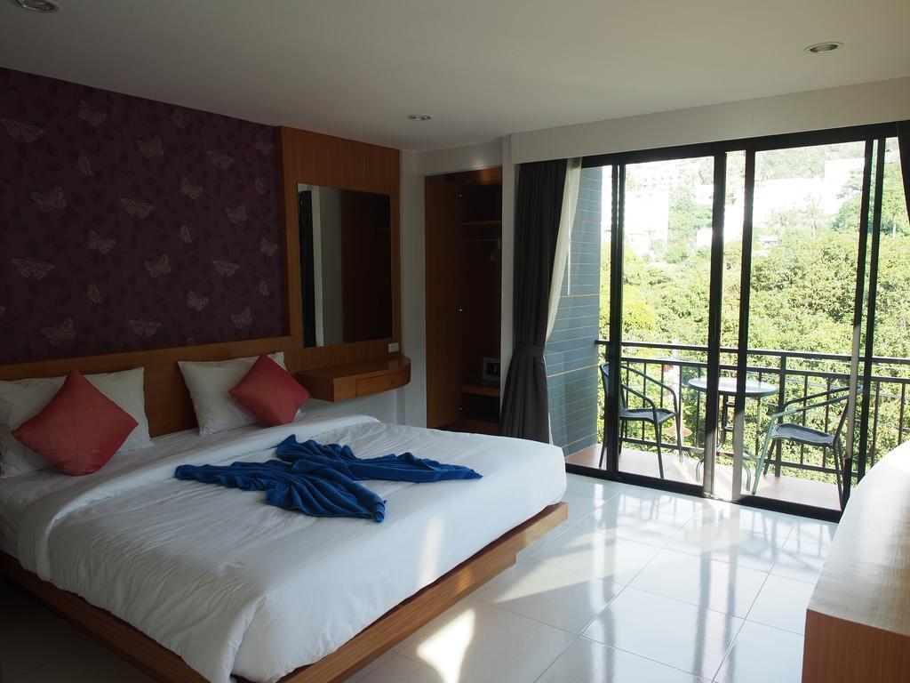 Corsica Guesthouse Kata Beach  Kamer foto